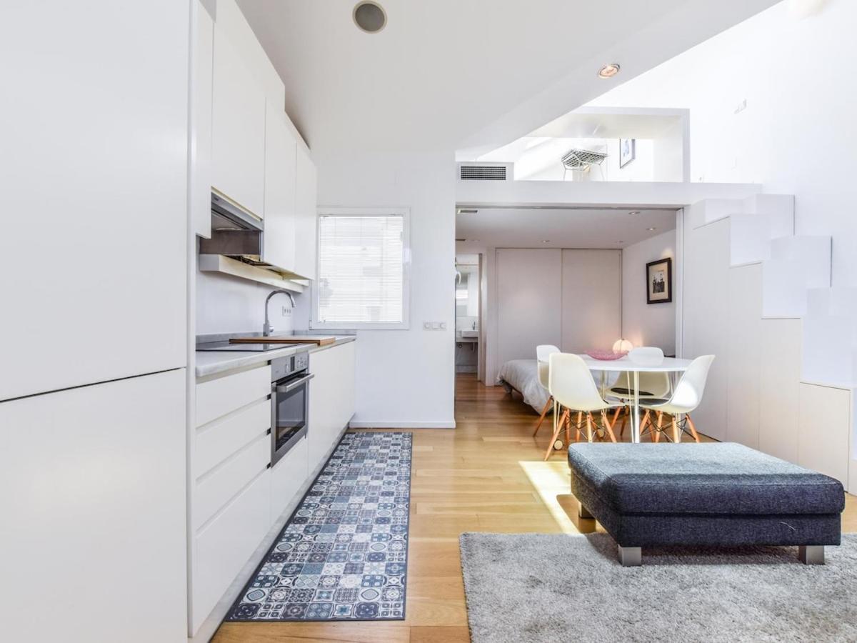 Apartamento De Diseno De Lujo En Lavapies Alquiler Temporal Madrid Kültér fotó